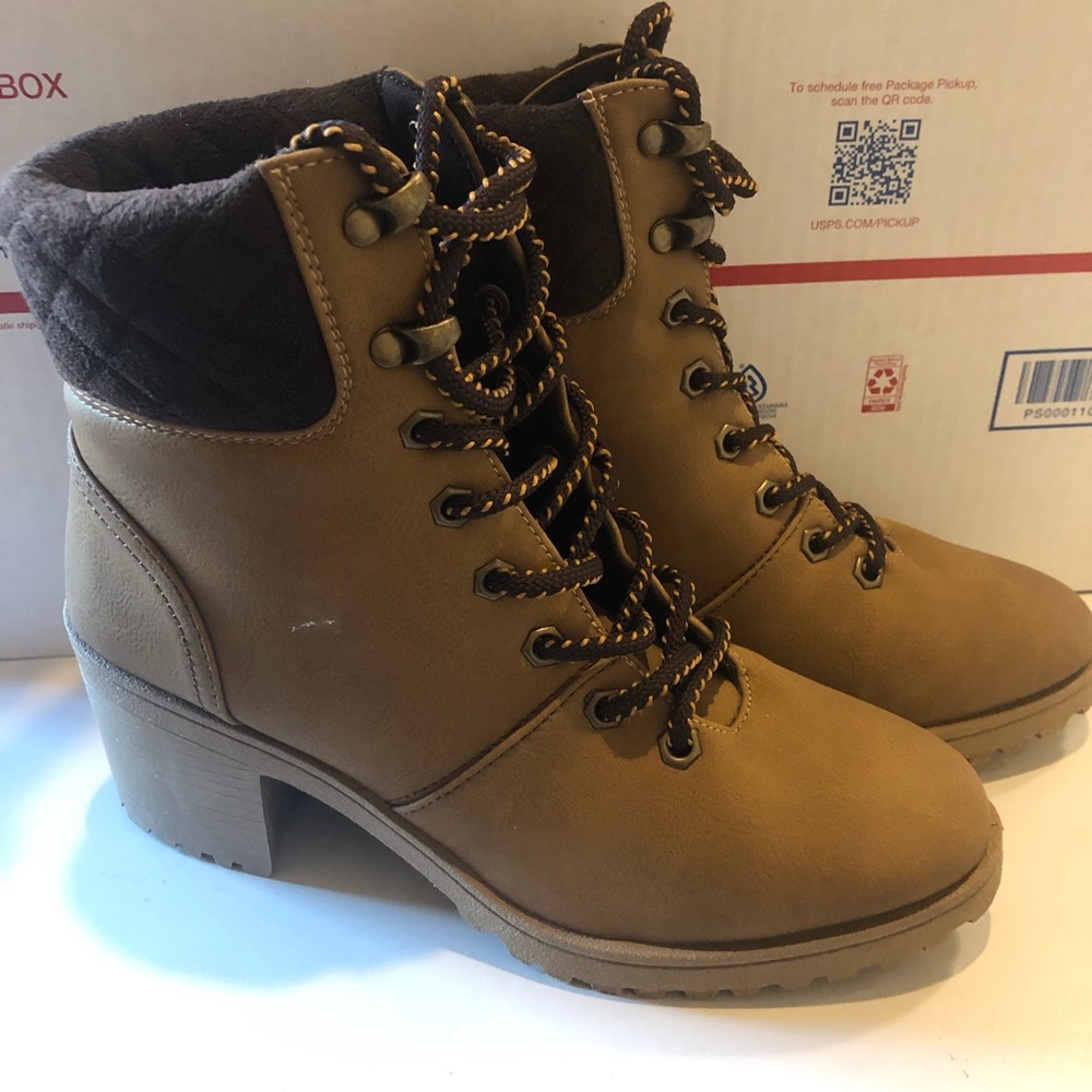 Lulu’s Boots Brand New Size 6
